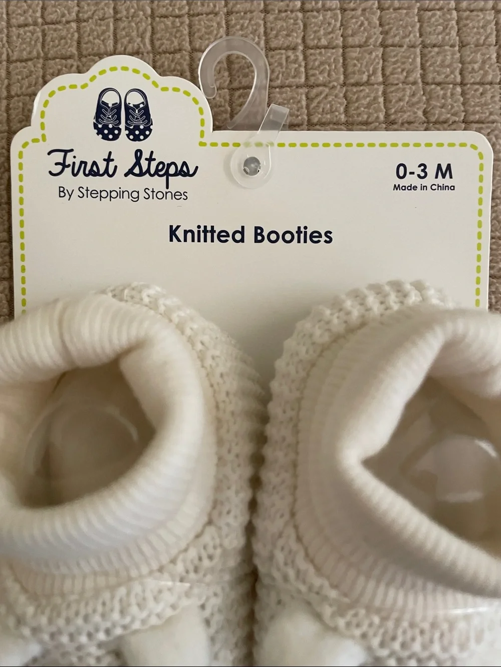 First Steps Knitted Baby Booties with Bear Face 0-3 Mo. NWT